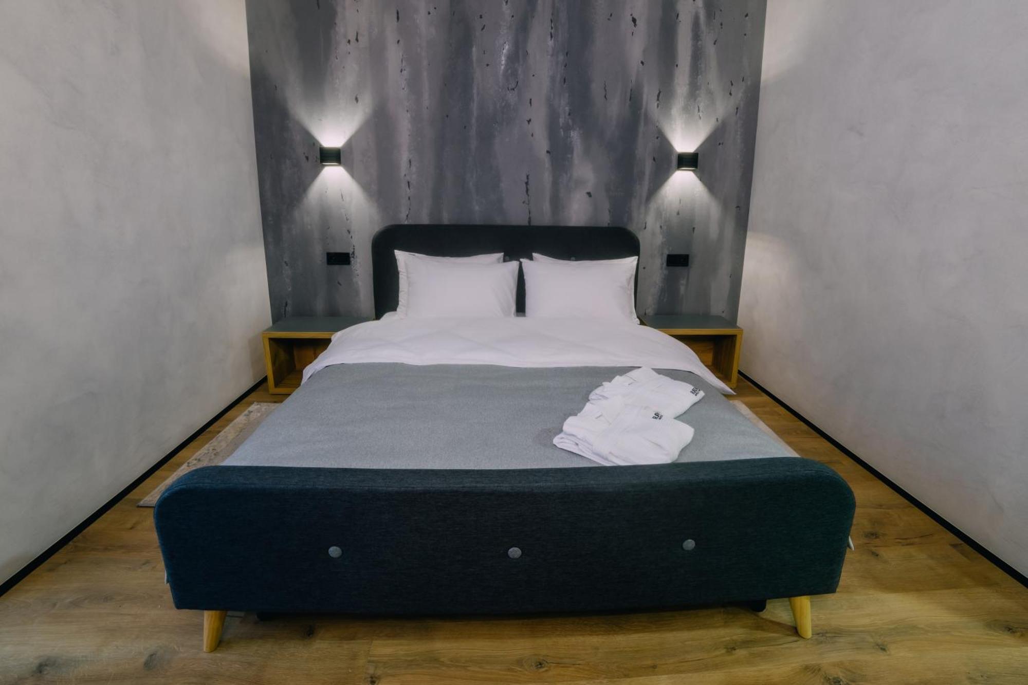 Rado Hotel Spa Khmil'nyk Ngoại thất bức ảnh